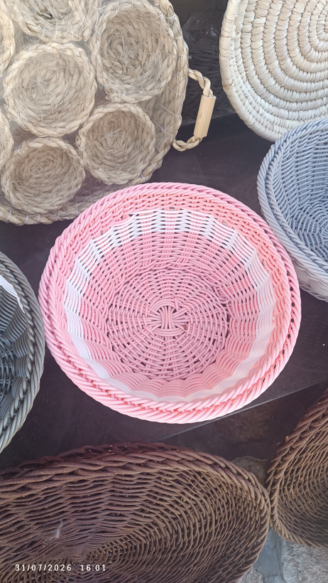 سبد دست باف